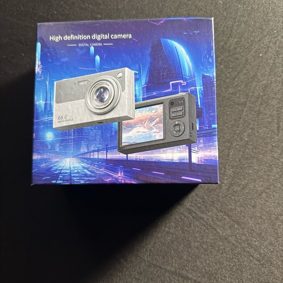 Digital Camera - Picture 4 of 4